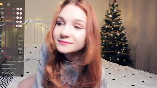 sofi mora playing on live webcam