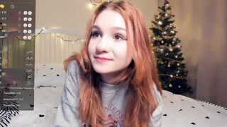 sofi mora playing on live webcam