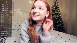 sofi mora playing on live webcam