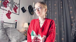 Lίvę recοrd of cαmgirl reaching her tips goal - 12/30/2023