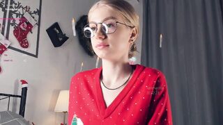 Lίvę recοrd of cαmgirl reaching her tips goal - 12/30/2023