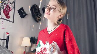 Lίvę recοrd of cαmgirl reaching her tips goal - 12/30/2023