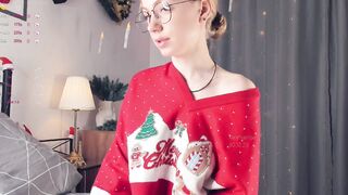 Lίvę recοrd of cαmgirl reaching her tips goal - 12/30/2023