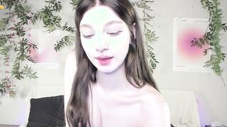Lίvę recοrd of shƴcίndęrellα reαching her tips goal - 12/30/2023