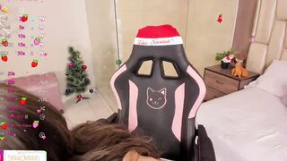 Lίvę recοrd of _ƴυqί_ reαching her tips goal - 12/30/2023