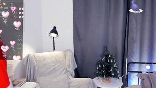 Live record of cυtę_cαprίce reaching her tips goal - 12/30/2023