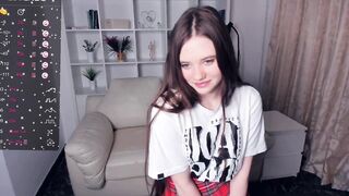 Live record of krίsti_zęnn reaching her tips goal - 12/30/2023