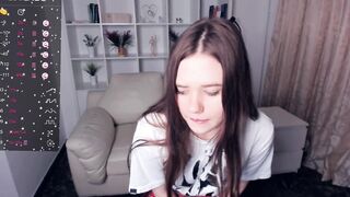 Live record of krίsti_zęnn reaching her tips goal - 12/30/2023