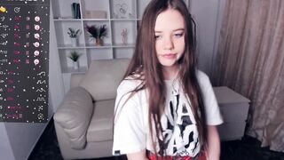 Live record of krίsti_zęnn reaching her tips goal - 12/30/2023