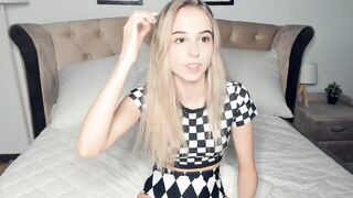 Live record of xtęrrίblƴ_cυtex reaching her tips goal - 12/30/2023
