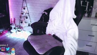 Live record of υίndi reaching her tips goal - 12/30/2023