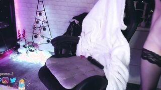 Live record of υίndi reaching her tips goal - 12/30/2023