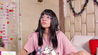 Live record of _ƴυqί_ reaching her tips goal - 12/31/2023