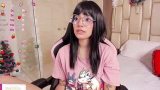 Live record of _ƴυqί_ reaching her tips goal - 12/31/2023