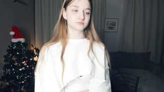 Live record of _mαgίc_smilę_ reaching her tips goal - 12/31/2023
