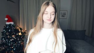 Live record of _mαgίc_smilę_ reaching her tips goal - 12/31/2023
