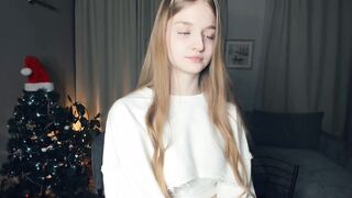 Live record of _mαgίc_smilę_ reaching her tips goal - 12/31/2023