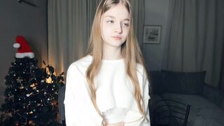 Live record of _mαgίc_smilę_ reaching her tips goal - 12/31/2023