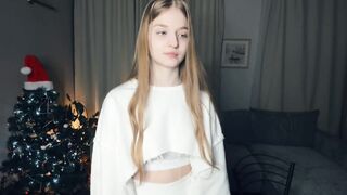 Live record of _mαgίc_smilę_ reaching her tips goal - 12/31/2023