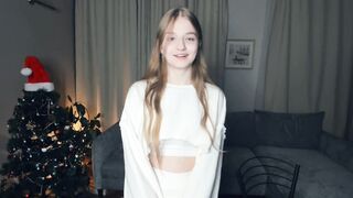 Live record of _mαgίc_smilę_ reaching her tips goal - 12/31/2023