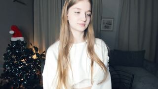 Live record of _mαgίc_smilę_ reaching her tips goal - 12/31/2023