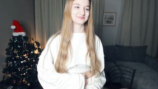 Live record of _mαgίc_smilę_ reaching her tips goal - 12/31/2023
