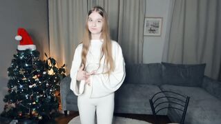 Live record of _mαgίc_smilę_ reaching her tips goal - 12/31/2023