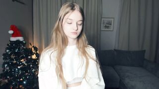 Live record of _mαgίc_smilę_ reaching her tips goal - 12/31/2023