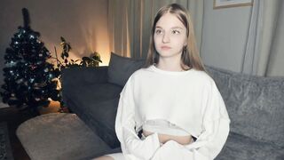 Live record of _mαgίc_smilę_ reaching her tips goal - 1/1/2024
