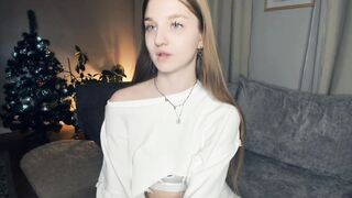 Live record of _mαgίc_smilę_ reaching her tips goal - 1/1/2024