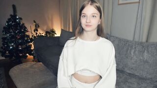 Live record of _mαgίc_smilę_ reaching her tips goal - 1/1/2024