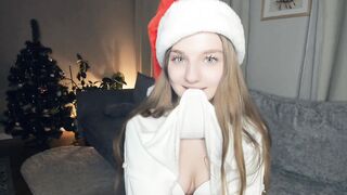 Live record of _mαgίc_smilę_ reaching her tips goal - 1/1/2024