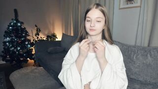 Live record of _mαgίc_smilę_ reaching her tips goal - 1/1/2024