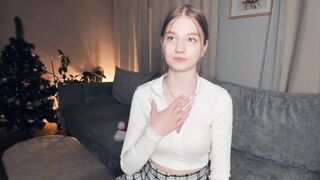 Live record of _mαgίc_smilę_ reaching her tips goal - 1/1/2024