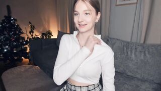 Live record of _mαgίc_smilę_ reaching her tips goal - 1/1/2024