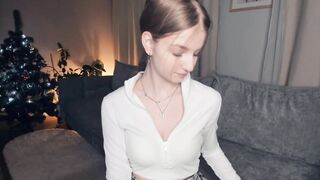Live record of _mαgίc_smilę_ reaching her tips goal - 1/1/2024