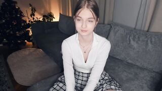 Live record of _mαgίc_smilę_ reaching her tips goal - 1/1/2024