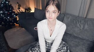 Live record of _mαgίc_smilę_ reaching her tips goal - 1/1/2024