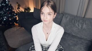 Live record of _mαgίc_smilę_ reaching her tips goal - 1/1/2024