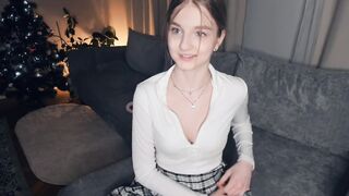 Live record of _mαgίc_smilę_ reaching her tips goal - 1/1/2024