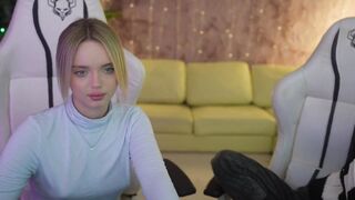 Live record of kίrα0541 reaching her tips goal - 1/1/2024