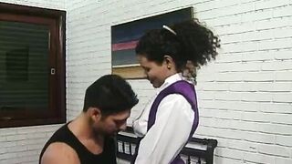 Morena rabuda gostosa