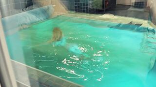 Hot Girl Perfect Ass Reverse Cowgirl In Spa Pool