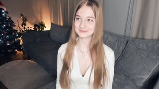 Live record of _mαgίc_smilę_ reaching her tips goal - 1/2/2024
