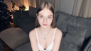 Live record of _mαgίc_smilę_ reaching her tips goal - 1/2/2024