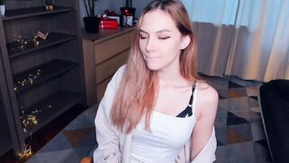 Live record of męlίsα_ginger reaching her tips goal - 1/4/2024