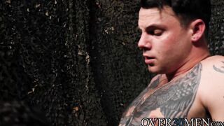 Tattooed jock Jason Windsor fills up Tyler James asshole