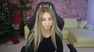 Live record of kίrα0541 reaching her tips goal - 1/4/2024