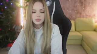 Live record of αnabęl054 reaching her tips goal - 1/6/2024
