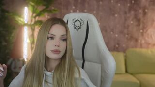 Live record of αnabęl054 reaching her tips goal - 1/6/2024